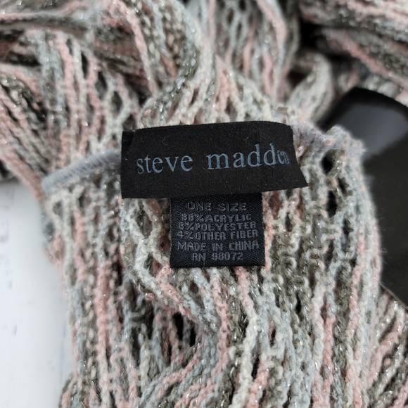 Steve Madden Knit Infinity Scarf Sz OS - Picture 5 of 8